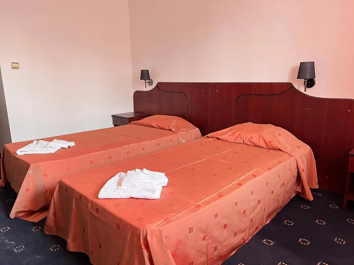 Dahlia Garden Hotel Золотые Пески 3*,
