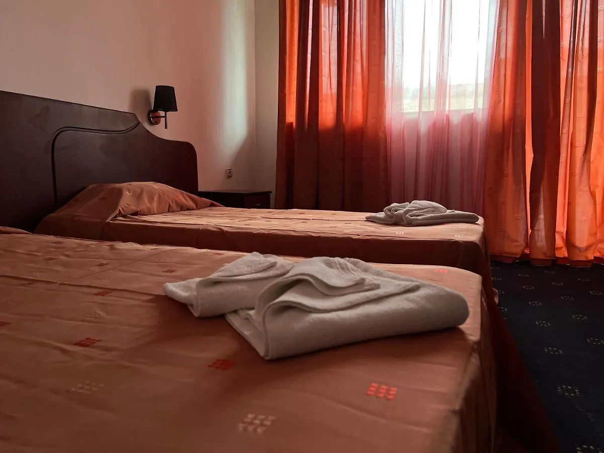 Dahlia Garden Hotel Золотые Пески 3*,  Болгария