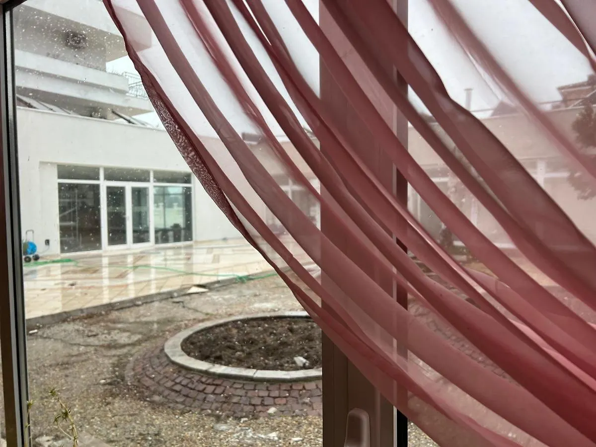 Dahlia Garden Hotel Golden Sands