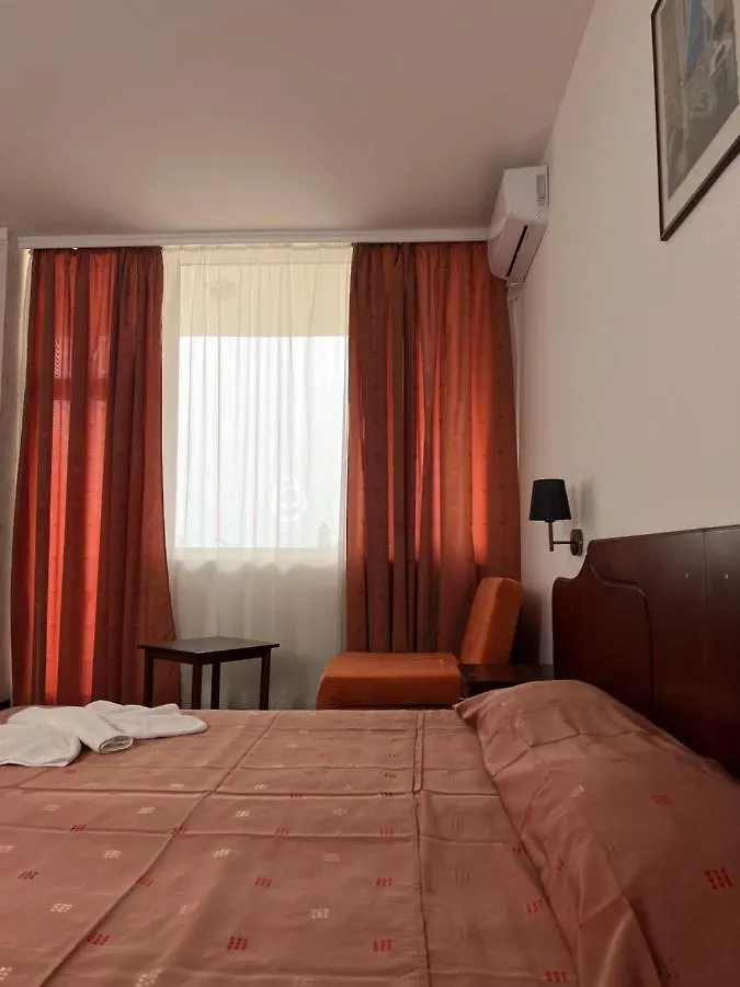 Dahlia Garden Hotel Золотые Пески