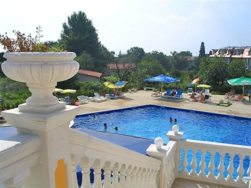 Dahlia Garden Hotel Golden Sands