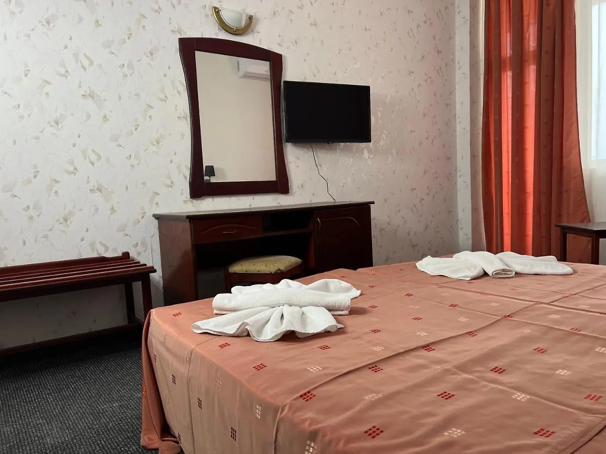 Dahlia Garden Hotel Golden Sands